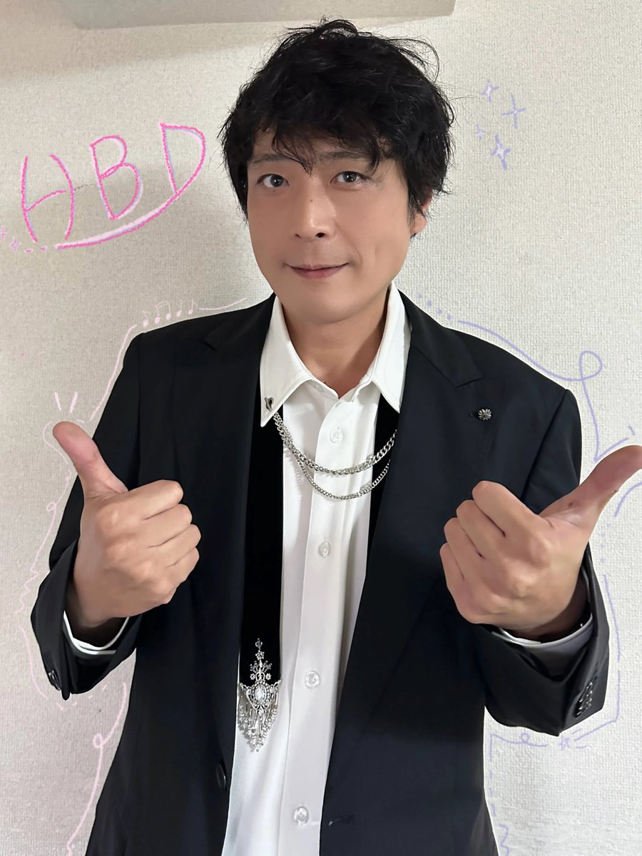 believe_in_HT's tweet photo. 本日9/7は #高橋広樹 のお誕生日！
そして『A'nimyk WONDER LIVE』に出演いたしました！

会場にお越しの皆様、温かいご声援をありがとうございました🎤
また、沢山のお祝いメッセージもありがとうございました✉

新作グッズも鋭意準備中…！🎁
引き続き、高橋広樹の応援をよろしくお願いいたします✨ https://t.co/rLohQq3flm