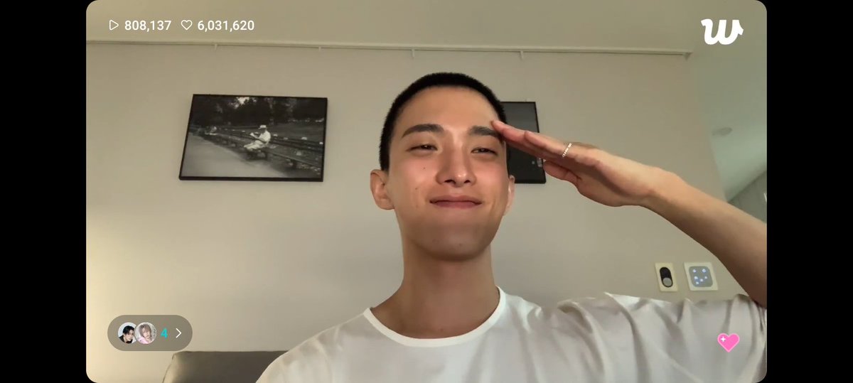 h_ksyy's tweet photo. take care, see you in 2028 🥹❤️ https://t.co/86IovR1Rfo