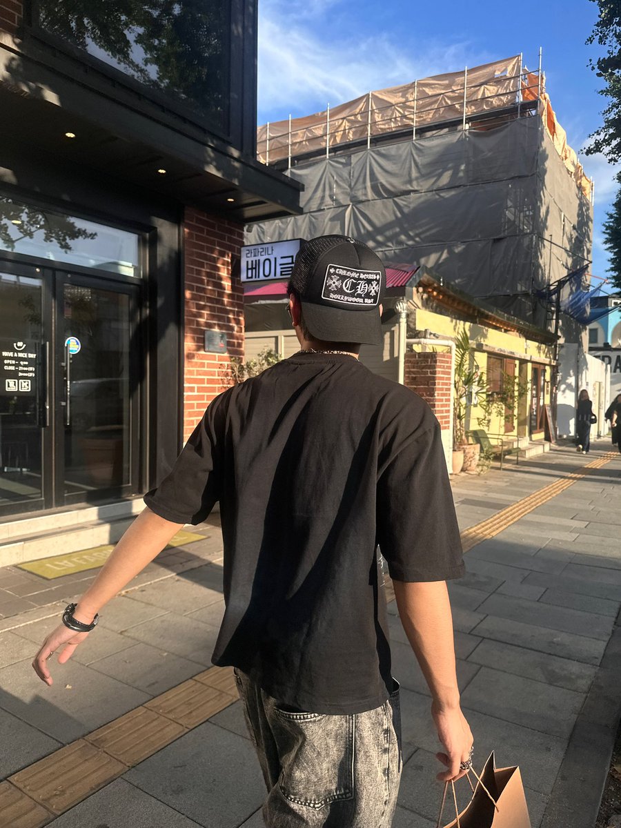 MarcusGlobal_'s tweet photo. [INSTAGRAM] 090726 #MARCUS Post Update (1/2)

🖇️ https://t.co/NjKNWzfs3w

#MarcusRayden #MarcusCabais https://t.co/7u78Uomvp3
