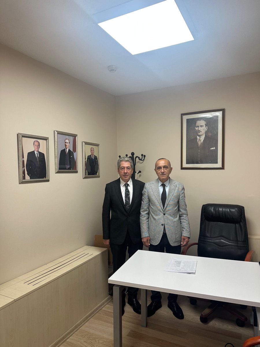 MHP_GOP's tweet photo. Gaziosmanpaşa Belediyesi Eylül Ayı Meclis Toplantısı’nın 1. Oturumu’nu; İlçe Başkanımız Sayın Ahmet Özen, İlçe Yöneticilerimiz ve Belediye Meclis Üyemiz Sayın Abdullah Yücel ile birlikte gerçekleştirdik.
Gaziosmanpaşa’mızın meselelerini, hemşehrilerimizin beklentilerini ve ilçemizin geleceğine yönelik çalışmalarımızı değerlendirdiğimiz toplantımızın hayırlara vesile olmasını diliyoruz