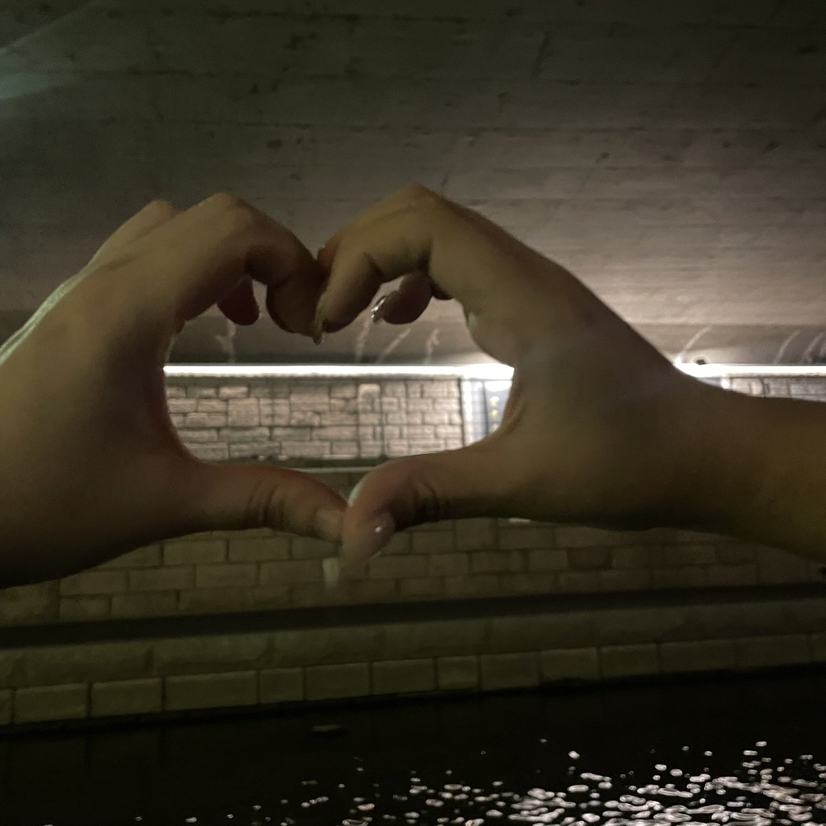 ki_ryu_b_b's tweet photo. 아니 종로에 진심으로 일본어밖에 안 들려여 https://t.co/GFawtdIy0g