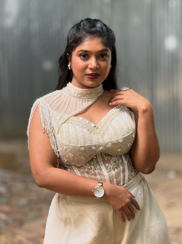 Chennaipatrika's tweet photo. #Parvathy @Parvathy #TamilActress #KollywoodBeauty #RisingStar #DesiBeauty #InstaBeauty #InstaStar #ModelLife #ActressLife #FashionQueen #PhotoshootVibes #QueenVibes #GorgeousLook #CelebrityStyle #StarGirl #TrendingStar
@Chennaipatrika
#chennaipatrika https://t.co/8dZyEQTulw