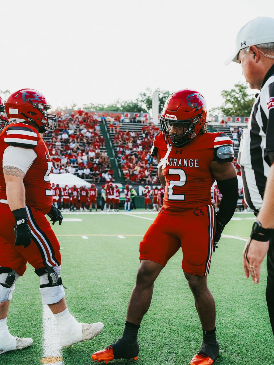 LaGrangeFTBL's tweet photo. Week 1 Victory Thread ⬇️ #BlueCollarMentality https://t.co/QltWmoBnMM