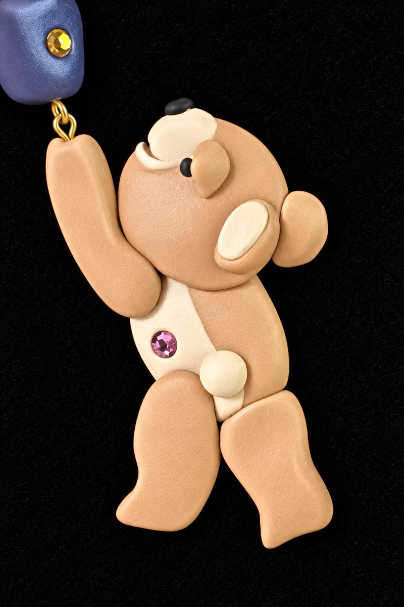 DARLINGXXDARLA's tweet photo. Vtg Rare Articulated Teddy Bear Necklace Rhinestone #StatementNecklace #WhimsicalJewelry #RareVintageJewelry #DarlingDarlasVintageShop #GiftIdeasForHer Clay Statement Whimsical https://t.co/Kxqwj54HoG #eBay via @eBay https://t.co/u4e6GmUPnk