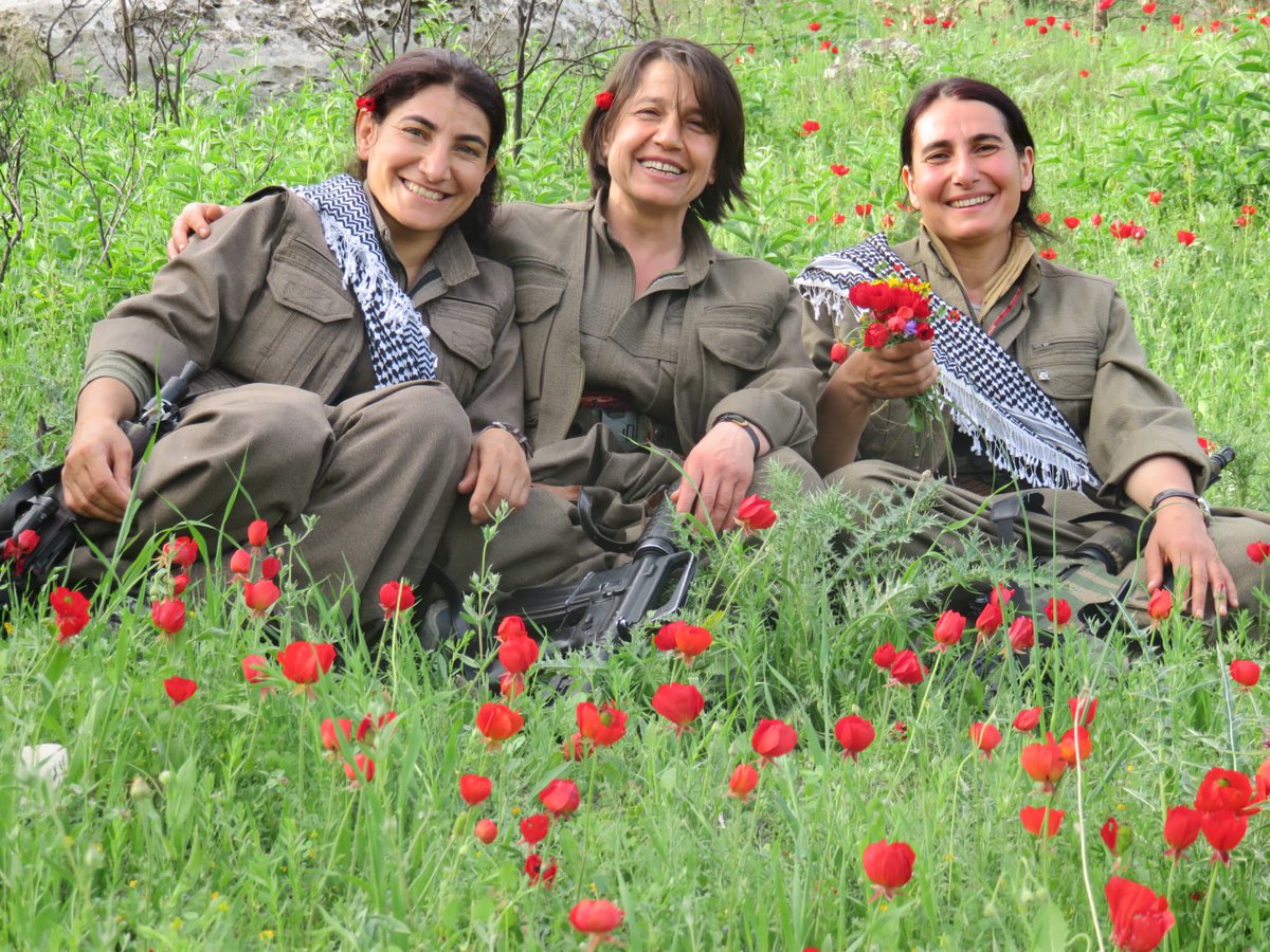 ararattt____'s tweet photo. Şehîd Jiyan Çiya - Saliha Kaytan https://t.co/eGp1zmGJdQ