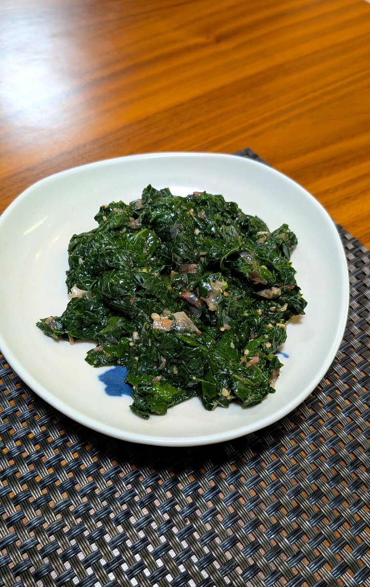 kami_kami_'s tweet photo. いただいた採れたて野菜を使って味噌豚炒めと、モロヘイヤのおかかポン酢和え。ごちそうさまでした。 https://t.co/wqxCP5NJ9U
