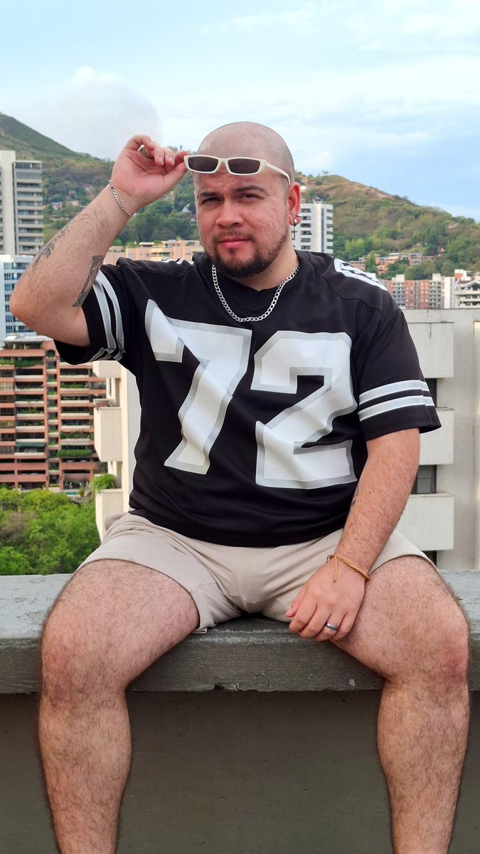 Curi0sin's tweet photo. ¿Cuál eliges? 1, 2, 3 o 4? https://t.co/feTdrg7Ew8