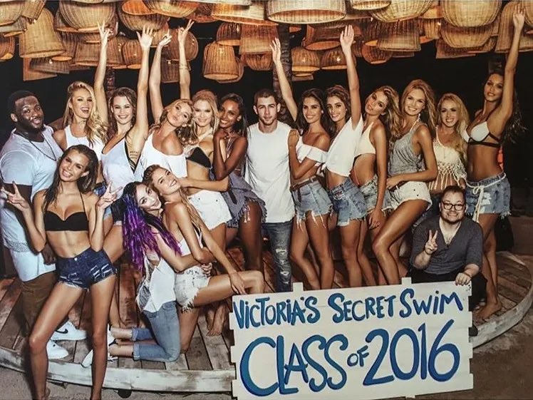 Freshoftherunwi's tweet photo. @DCandiceCom I only noticed her during the St. Barts shoot with the new girls. Did she only walk the runway once? Aside from the "Cool for the Summer" promo, I barely saw her do anything else. She might be referring to them, though 🤣 https://t.co/qE8EwnnyOD