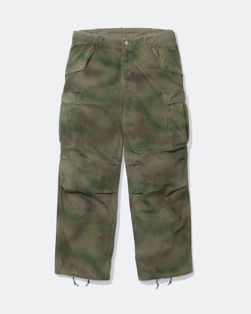 Lei_Takanashi's tweet photo. Really love the camo dye on this new Supreme A.Presse gear. https://t.co/CYQhIz9c8J