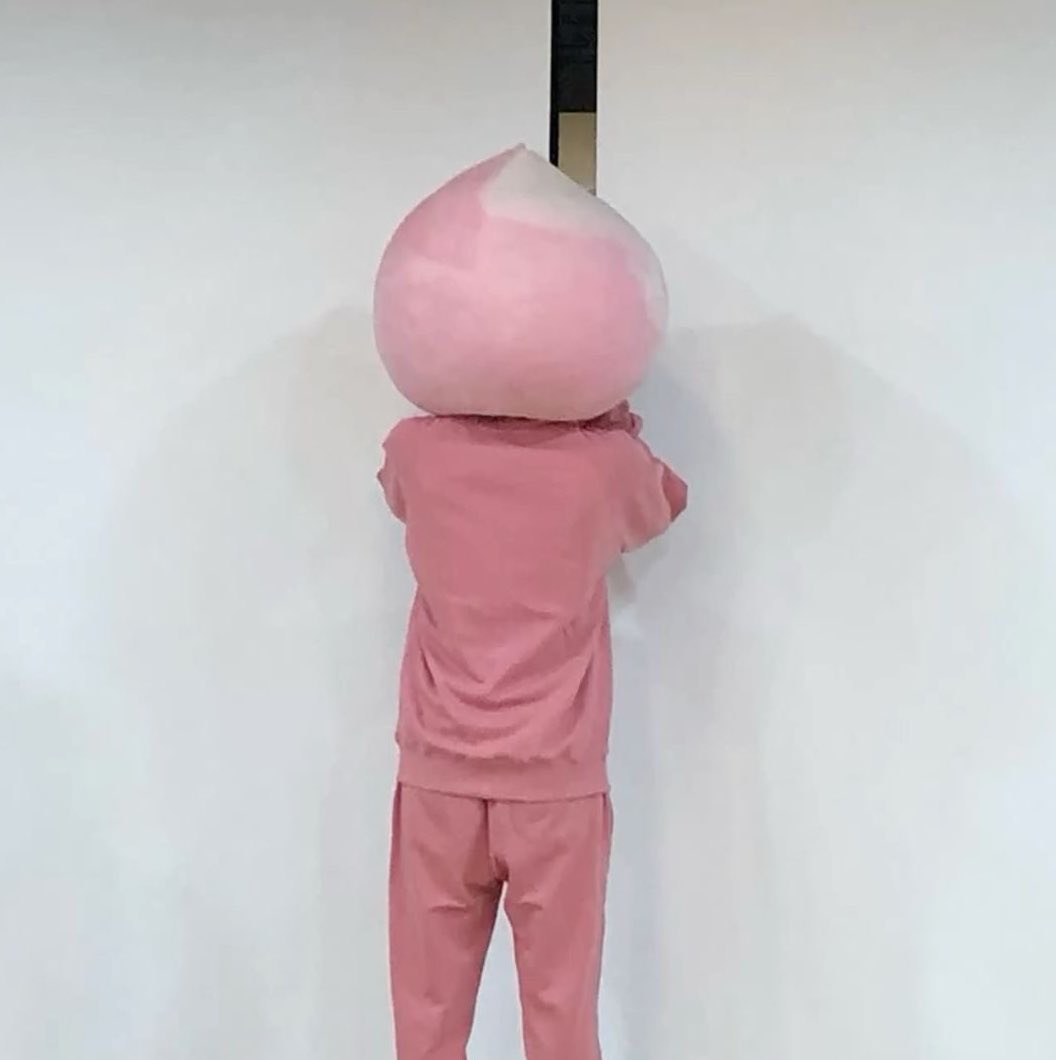 bratzksnsh's tweet photo. there’s something so precious about having a photo of sunoo that was captured by sunghoon 🥹📸 like a tiny moment kept between them. https://t.co/Vw0W5aJt8Y