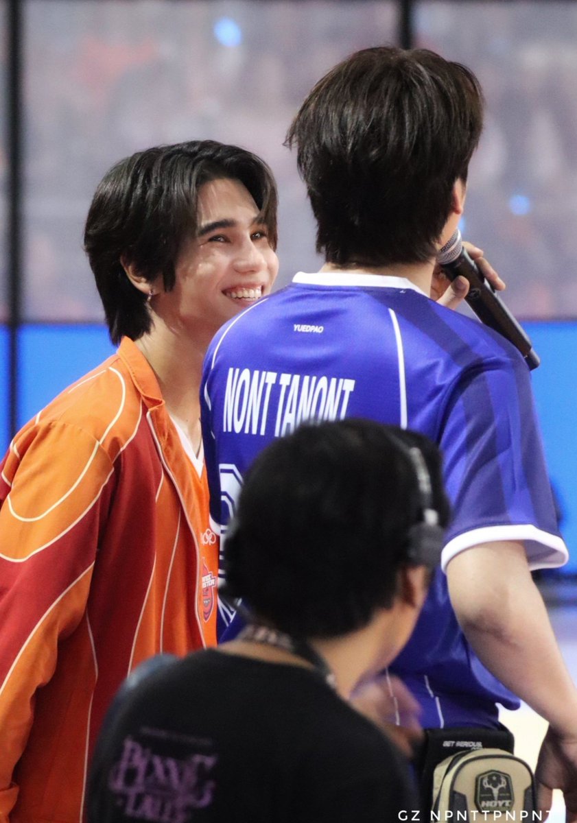 thisiseveve's tweet photo. สายตาที่ยัยนี่มองม๋าเด้กแต่ละคนชีเอ็นดูมากนะ เข้าถึงซิกเนเจอร์พี่คนสวยกับม๋าเด้กที่สุด ชีควรมีเมะม๋าเด้กข้างกายจิงๆอะ https://t.co/e65tG5zrqp