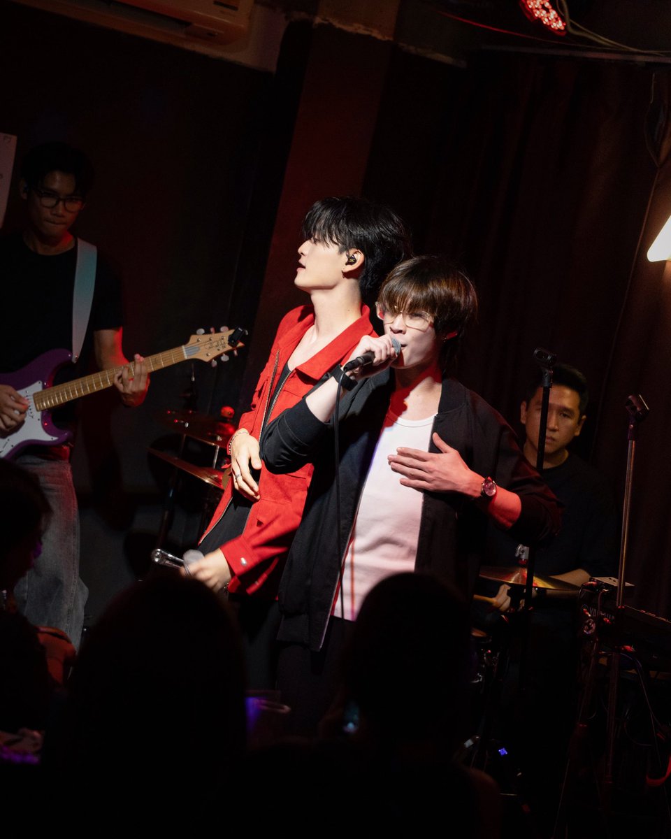 talaylayyo's tweet photo. Another year, another night to remember.

ขอบคุณชาว #แก๊งหวานน้อย ทุกคนที่มาหากันนะ
ทั้งหน้าเก่าหน้าใหม่ ขอบคุณที่มาสนุกไปด้วยกัน
ส่วนใครไม่ได้มารอบนี้ ปีหน้าเจอกันเช่นเคยครับ
ปาร์ตี้หมูกระทะ, ปาร์ตี้วันเกิด

#TALAY30AGAIN #laylayyo https://t.co/4reItgxzGj
