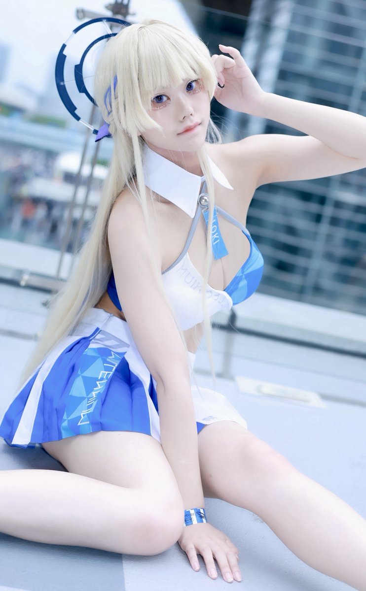 zyouetsukookyo's tweet photo. cosplay
ブルーアーカイブ/トキ
model：MEちゃま さん(@kspr_me_03 )

撮影対応ありがとうございました🙏
(画像タップ拡大推奨)

#cosplay
#c108 #c108_cos
#BlueArchiveCosplay https://t.co/Ug0rfnmkxG