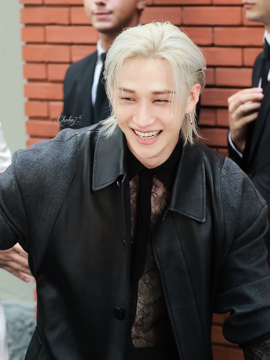 chahn7_'s tweet photo. 250924 FENDI 探店

#방찬 #BangChan 
#스트레이키즈 #StrayKids https://t.co/3oFfytoVU1