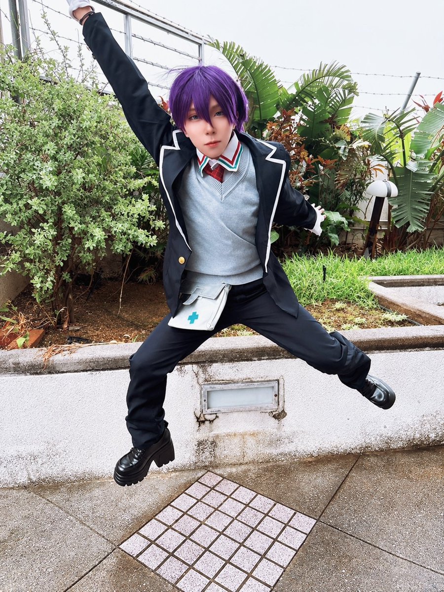 Kyomu2_3's tweet photo. 【Cosplay】🌈🕒/⚔️

飛びました＼＼\\ ꐕ ꐕ ꐕ //／／

📸→相方
#こすしぇる https://t.co/JSJPgWjSjL