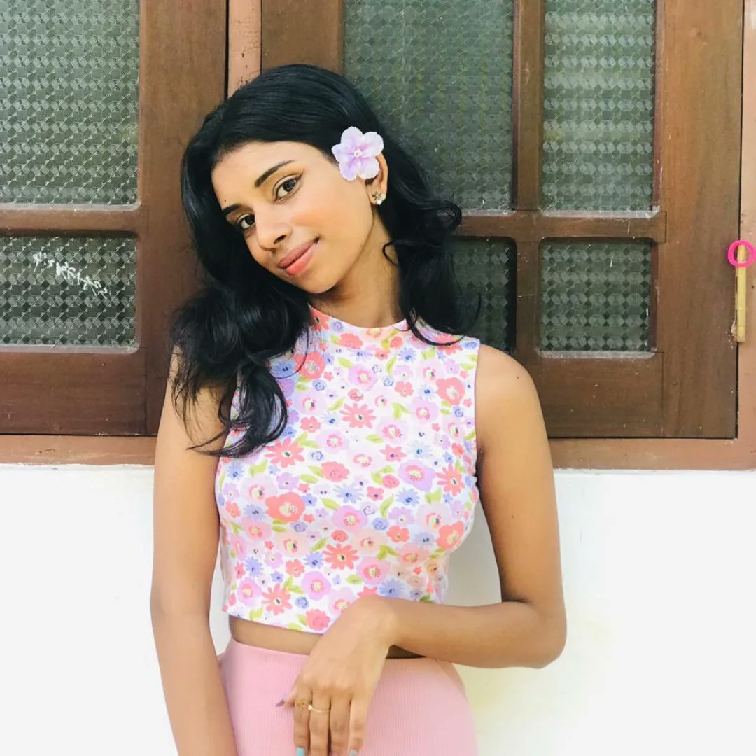 CoripeChico's tweet photo. 🌸💗 https://t.co/zpezrqq6PM