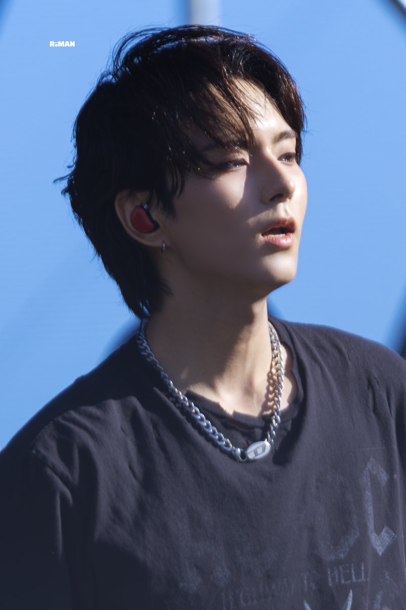 Roman0114116's tweet photo. 260906 SOUND PLANET FESTIVAL

방금 이별 한 여자 체험해보실분
#엑스디너리히어로즈 #Xdinary_Heroes #오드 #Ode https://t.co/YD5AN9zwho