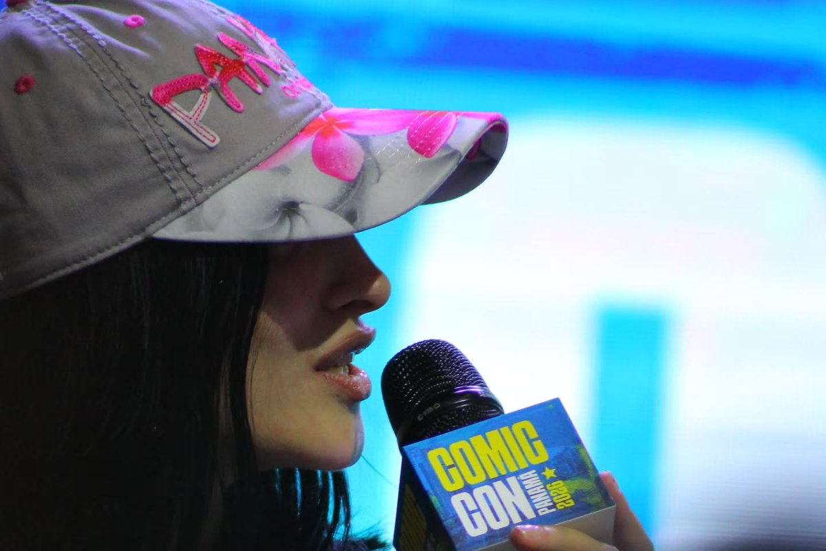 leraabovasite's tweet photo. Afortunados los presentes que conocieron a esta belleza de mujer 
@comicconpanama

#ComicConPanama #CCPAN2026 #LeraAbova #OnePiece #NicoRobin https://t.co/yjykwCQaHU