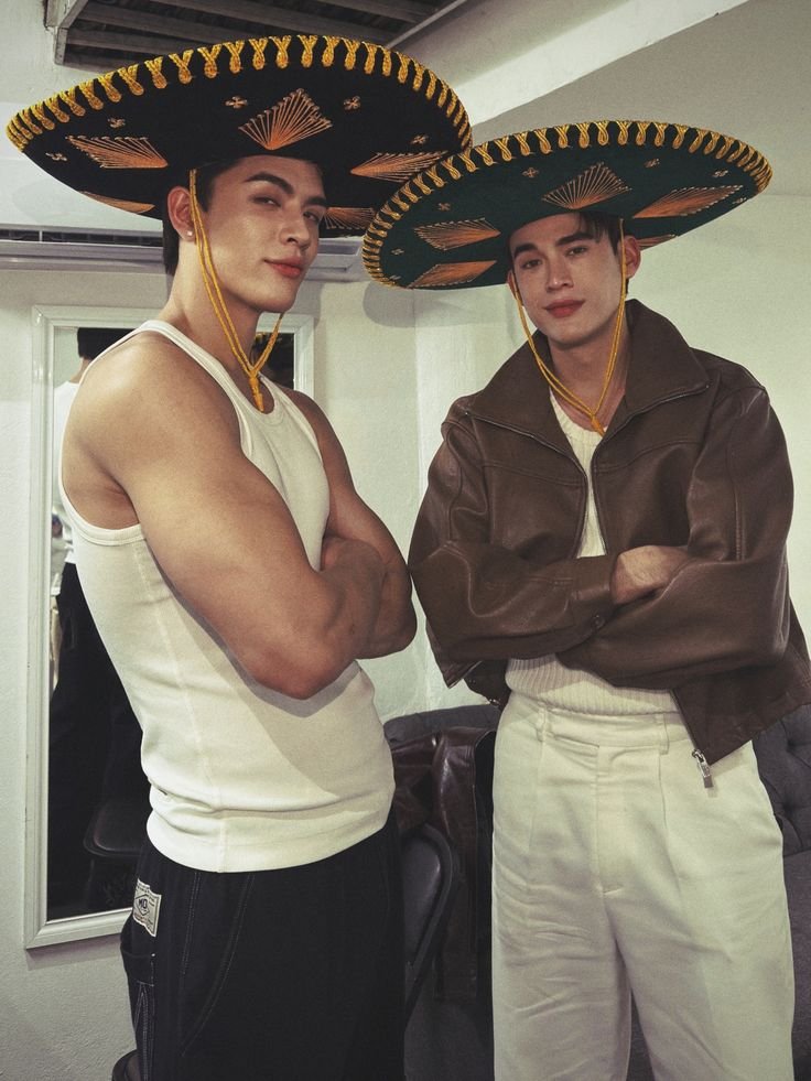 littlesmile4422's tweet photo. Reminding y'all where the next stop is 🤭🇲🇽

#JossGawin #จอสกวิน https://t.co/ksxYwE1vDh