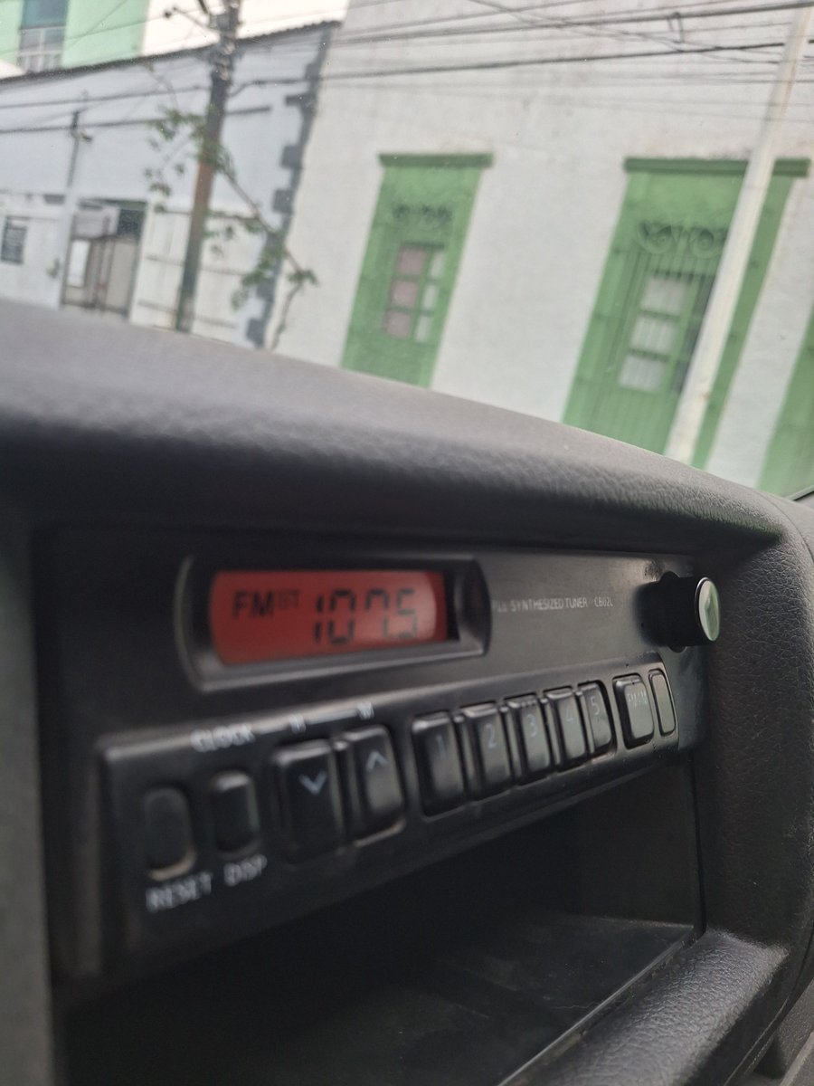 DIEBARR's tweet photo. Que programación la de hoy!
A las 10 75 de la mañana en
#RMX 😎🤟 https://t.co/9MYJ93XfCe
