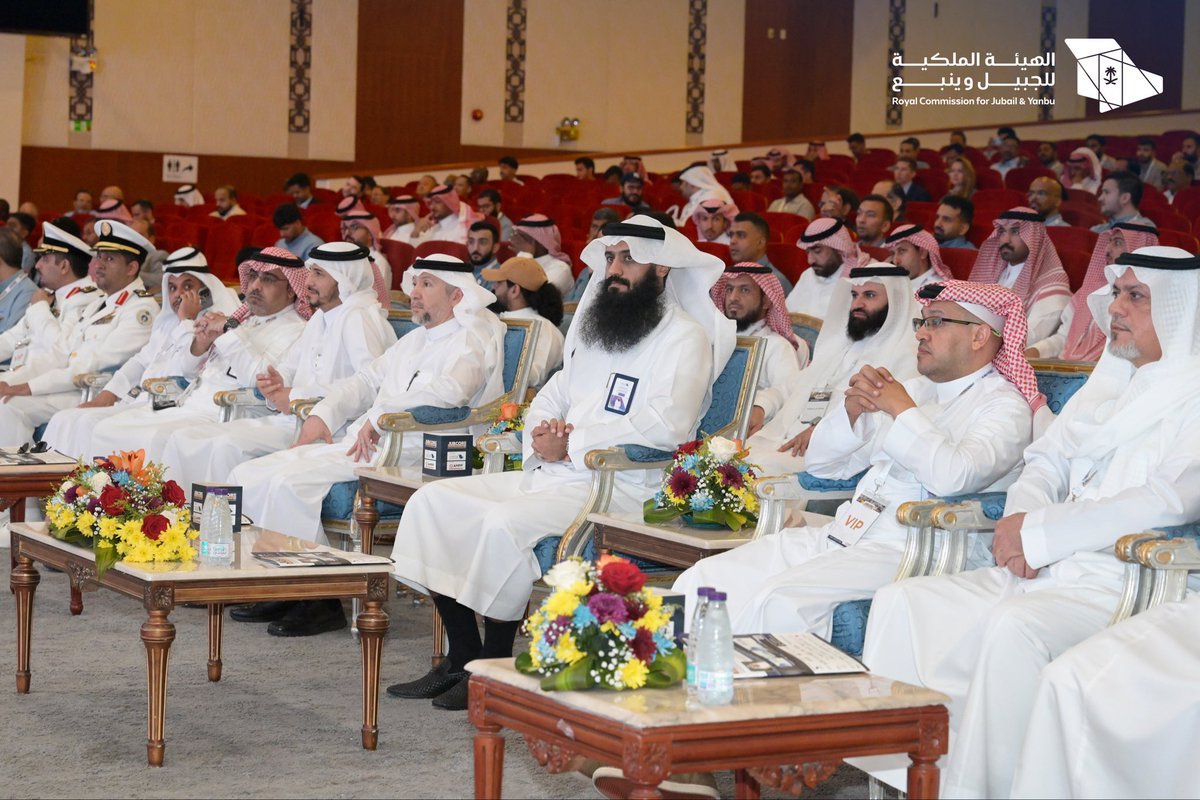 RCJY_Jubail's tweet photo. نيابة عن الرئيس التنفيذي 
م. محمود الذيب @_maltheeb
افتتح مدير عام التشغيل والصيانة
م. عمر القحطاني
أعمال مؤتمر الجبيل للتآكل 2026م، بتنظيم من جمعية حماية المواد وأدائها (AMPP)، والذي يستمر على مدى ثلاثة أيام، بمشاركة مجموعة من الخبراء والمختصين، وذلك في مركز الملك عبدالله الحضاري بمدينة الجبيل الصناعية.

#صناعة_وحياة