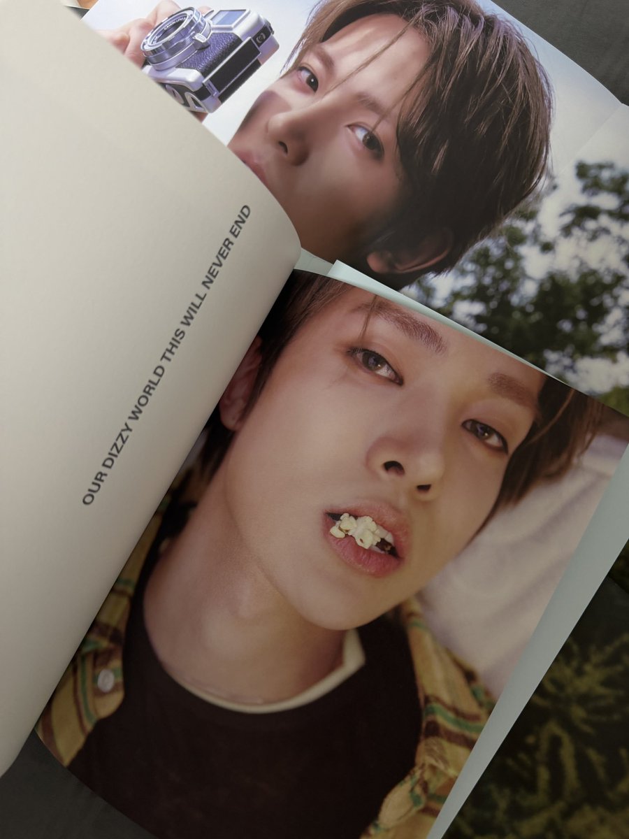 cuddlyheeseung's tweet photo. they gatekeeped this one for the album 🫠 https://t.co/YHfaCirFfH