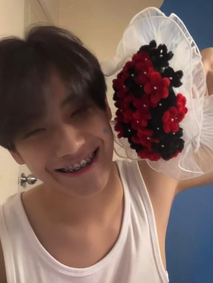 niajubu's tweet photo. น้องพีน่ารัก ยิ้มหวานขนาดนี้ จะไม่ให้พี่สาวตกได้ไงคะ

#p1exqt
#ProjectAlphaNewClan https://t.co/VHZRDx5qKO