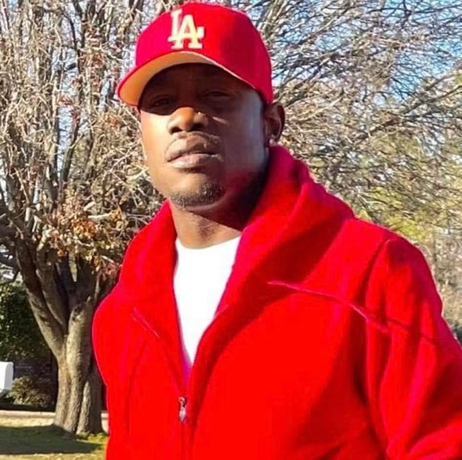 MoneyMane601's tweet photo. Would you pull up and suck the soul outta a nigga 🤯🥶😈 Looking for a eater 🤔 https://t.co/nPZelGj4eA