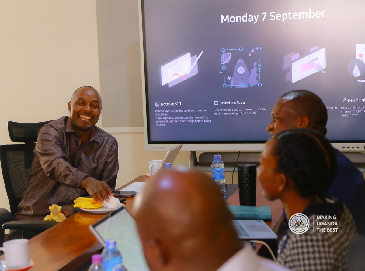 JonardPost's tweet photo. This afternoon, @STI_OPUganda engaged Kampala taxi operators and E-Bus Xpress on Uganda’s mobility transition, including the 42-seater Kayoola EVS and franchise, lease-to-own and lease-to-operate models.

Hon. Eng. Jonard Asiimwe Akiiki emphasized that existing drivers, cooperatives and operators must be deliberately included, trained and empowered to become customers and owners of Uganda-made mobility solutions.

Technology must work with our people, not against them. 🇺🇬⚡🚌