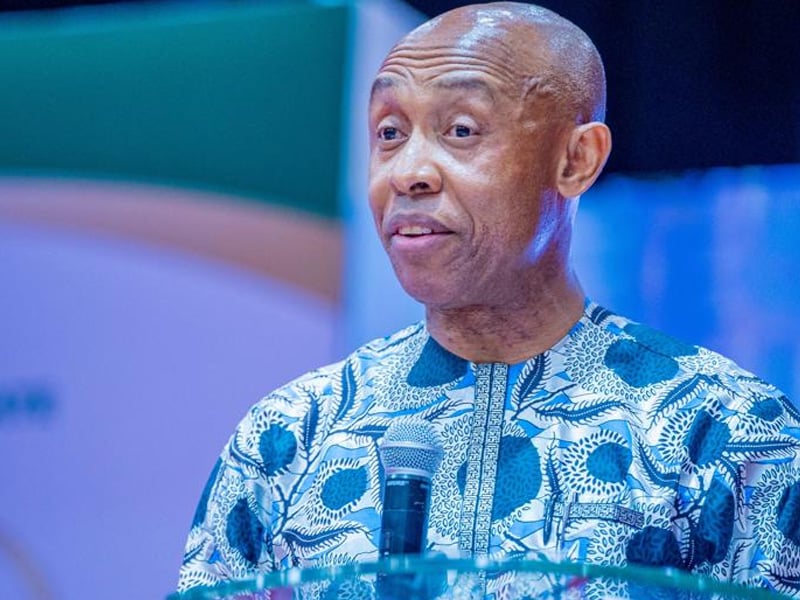 DailyPostNGR's tweet photo. Tinubu only President in Nigeria’s history without classmates – Chidi Odinkalu https://t.co/MFDg2RstUR https://t.co/TRDFpj08ez
