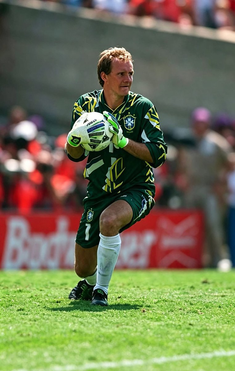 ydk_master's tweet photo. Guess the great World Cup winning goalie

Hint: he was Brazil’s first-choice keeper during the 1990s and helped them win the 1994 FIFA World Cup. He was especially known for his penalty-saving ability, including crucial saves at the 1994 and 1998 World Cups.

Level: Real Hard https://t.co/Lwdy0pkETI