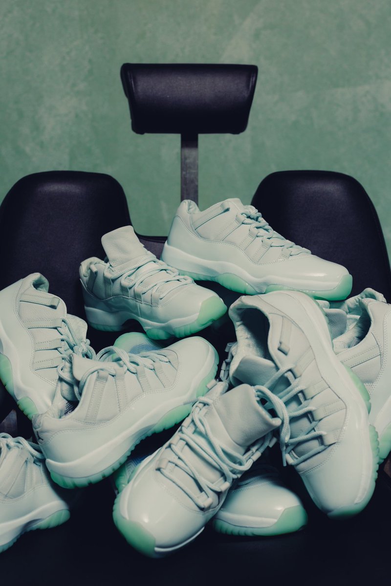 zSneakerHeadz's tweet photo. The 2026 JAIDE x Air Jordan 11 Low “Feelin’ It” officially drops on September 18th.

Via @ComplexSneakers https://t.co/6sTZE0g1BQ