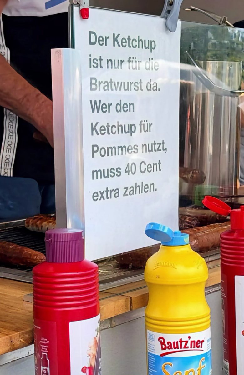 ToIgaFCB's tweet photo. Sachsen Anhalt seit die AfD das sagen hat https://t.co/XNOQF4hXzO