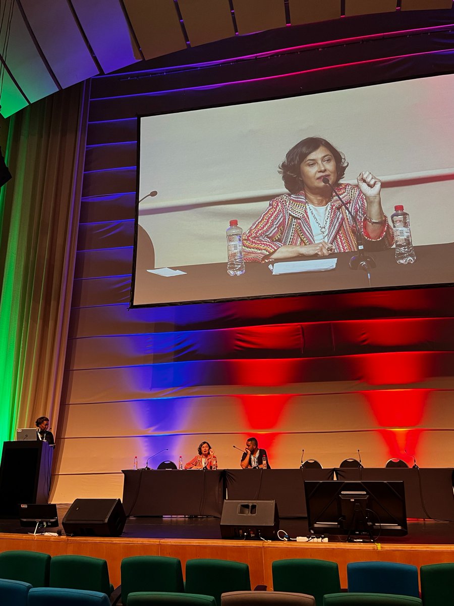 WFPHA_FMASP's tweet photo. At today's Plenary 4: Primary Health Care, Public Health Systems for Equity and Universal Access, Professor Aylene Bousquat discussed equity and primary health care, which bridges social, historical, geographical, and symbolic gaps.
#primaryhealthcare #wcph #wcph2026 https://t.co/bUrcLh3YyP