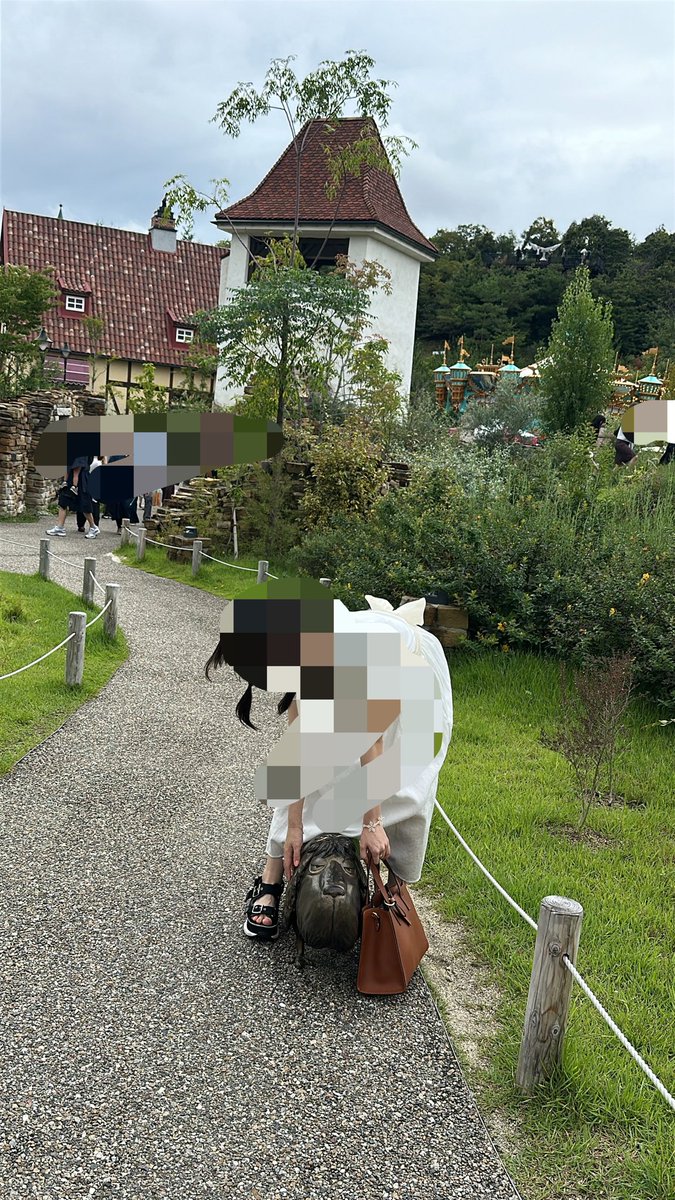 naganidesu's tweet photo. やりたかったヒン重た〜いのやつやれて満足（笑）
キキのお部屋、女の子でとってもキュートだった👧🩷 https://t.co/HiZuBflH94