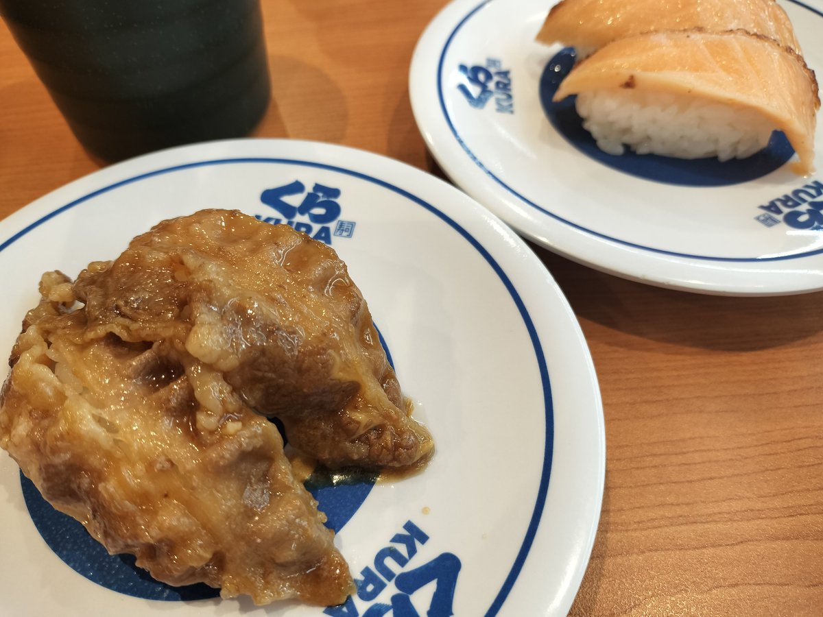 tamagOplnt's tweet photo. くら寿司コラボ終わっちゃったけど寿司食べる口になってたから行ってきた🍣食べながら懐かしのCR寿司の動画見てしみじみしちゃった🍵もう2年も前なのか！
旨だれ牛カルビ〜
CRカップ見るの楽しみ〜 https://t.co/qciDKB3U9o