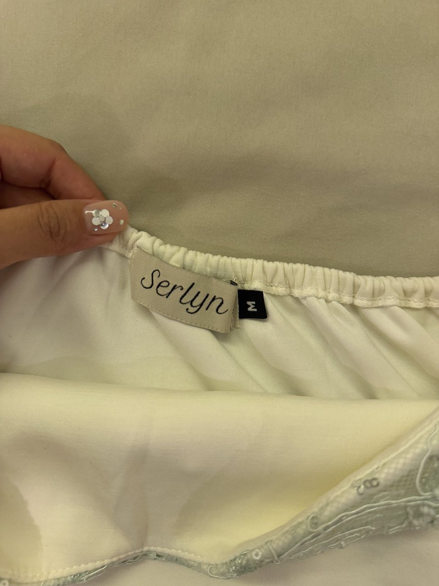 abcdxnarp's tweet photo. เกาะอก serlyn m ใส่ครั้งเดียว 360 https://t.co/5y1X0b7WZ6