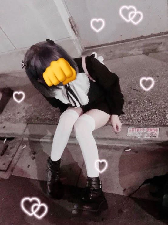 Mait3hy's tweet photo. 04┊♀︎┊OD┊︎通話界隈 深夜
通話とかゲームできるお友達ほちい
т⩊т🎀💉

 #地雷系女子   #病み垢さんと繋がりたい #自撮り界隈 https://t.co/emg2161i31
