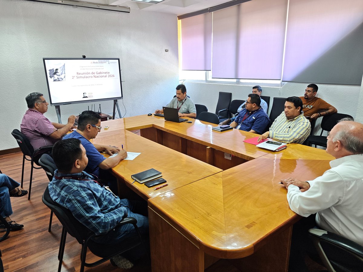 ConaguaOCGNte's tweet photo. La #CONAGUA realizó una reunión previa de coordinación para el Simulacro Nacional 2026, con el objetivo de fortalecer las acciones de prevención y respuesta ante posibles situaciones de emergencia.

La preparación y coordinación son fundamentales para actuar de manera oportuna, proteger a la población y reducir riesgos ante cualquier eventualidad.