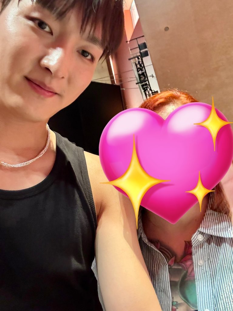 Lillinn333's tweet photo. Missing you so much #Zuho @zuho_official Always wishing you happiness and sending you so much love. 🥰 https://t.co/YYYD1wpgX3