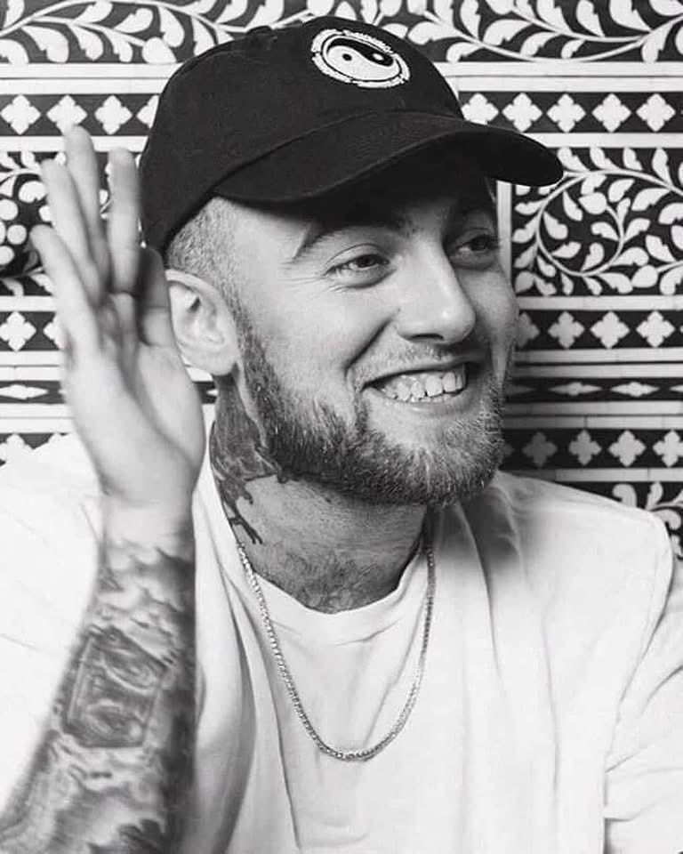 Indie5051's tweet photo. Hoy se cumplen 8 años de la gran pérdida de Malcolm James McCormick, conocido por su nombre artístico como Mac Miller.

"Disfruta las mejores cosas de tu vida porque no vas a poder vivirlas dos veces." https://t.co/xKp2WLZc4r