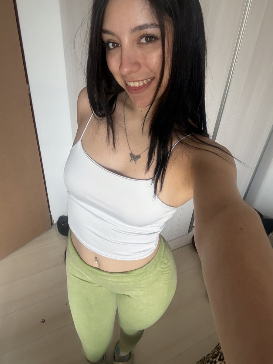 moonfrost44 tweet picture