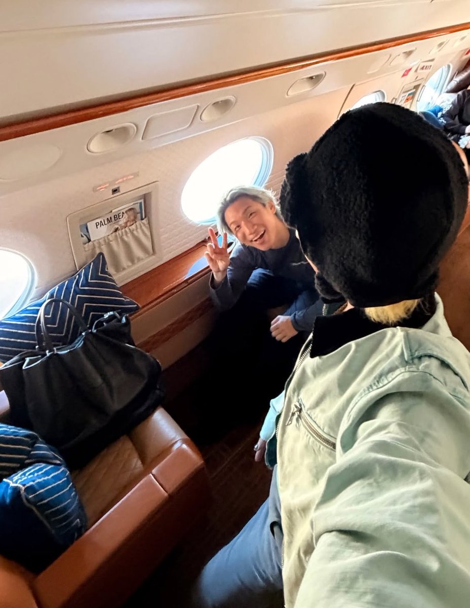 seungt0phyun's tweet photo. NEW GD &amp; DAESUNG SELFIE !!!! 🥹🥹🥹🥹🥹

#BIGBANG #빅뱅 https://t.co/Fdx1pZNvLp