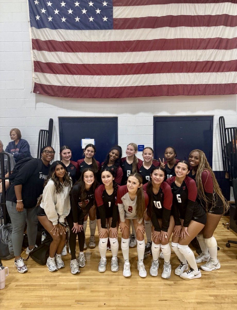weissvolleyball's tweet photo. Great job by these squads and their coaches this weekend‼️Keep up the work headed into district play. 🐺🏐🔥 #TheStandard #FAMILY #EarnedNotGiven #BeTheOneWolfpack @Weiss_ABC @PfISDAthletics https://t.co/gq6ans25Fb