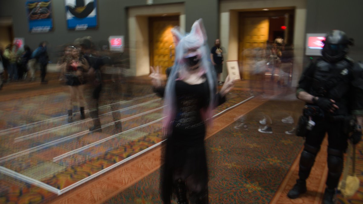 h0r5e's tweet photo. @_Silvervale_ Sorry the pictures are bad. Hope you had a fun time at @SanJapan https://t.co/Qy6oItrUU4