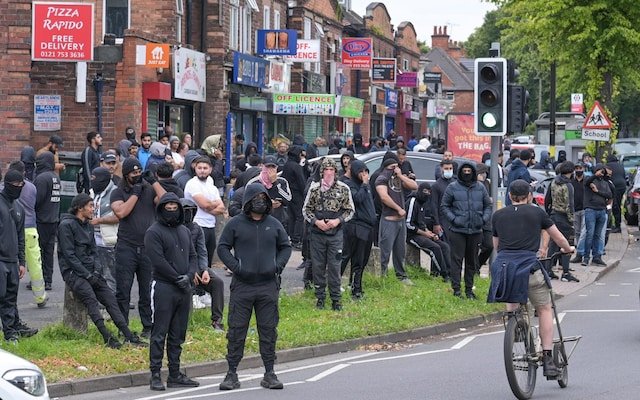 MakerSausage's tweet photo. @AdnanHussainMP Adnan, your community pictured below. 

Tell us again, why is it only a problem when English men start doing it? https://t.co/FPQHsXyTUb