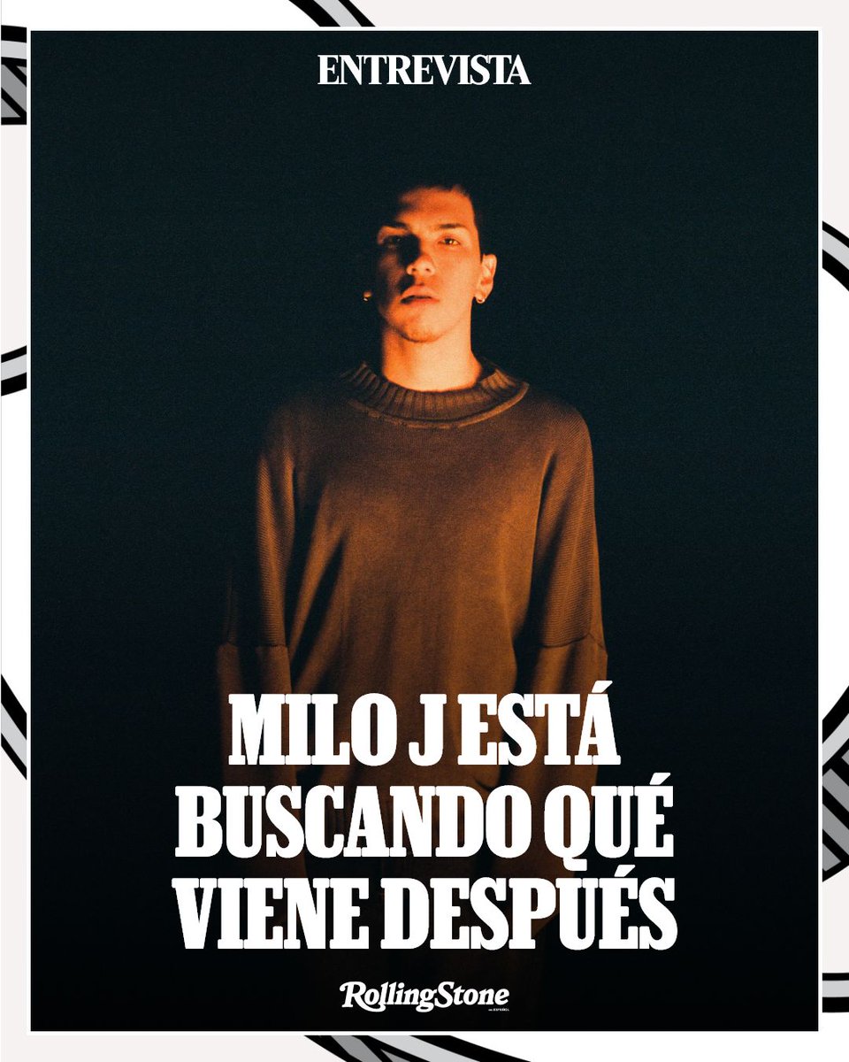 RollingStoneCol's tweet photo. #Entrevista | #MiloJ mira hacia adelante sin demasiadas certezas. A casi un año de su último disco, el argentino lo siente todavía reciente mientras las giras, una ambiciosa versión en vivo y una nueva etapa creativa marcan el camino.
#Música #Argentina 
https://t.co/42lgZEf5Nz https://t.co/oDyCA3rCpa