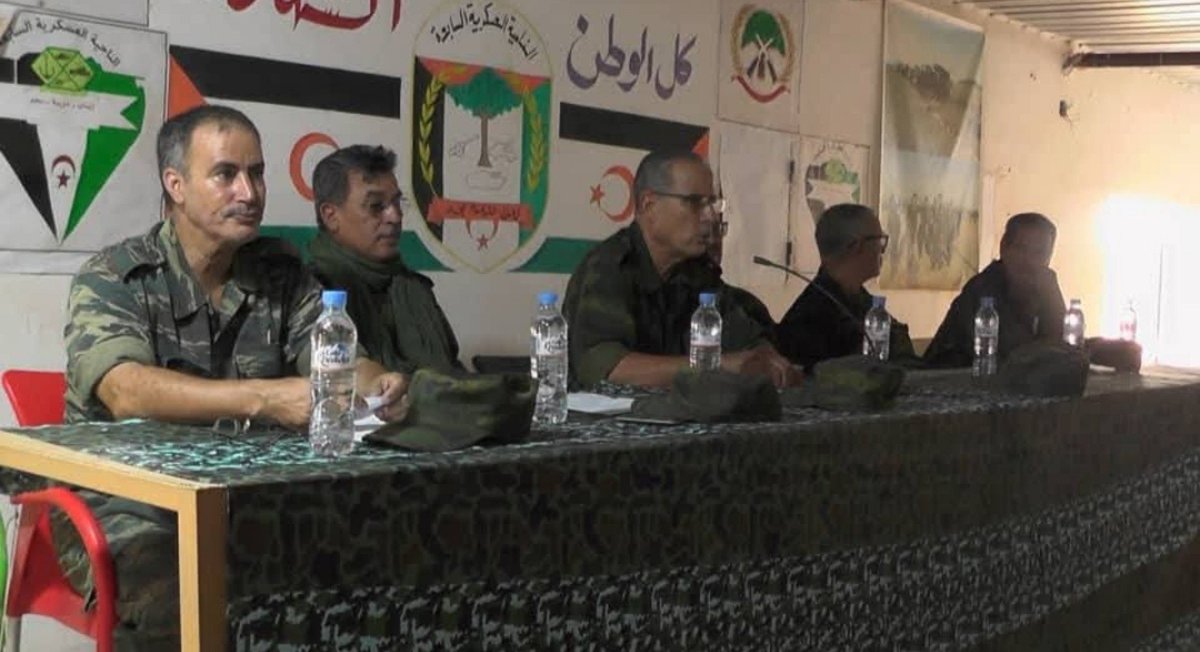 Milit1Polisario's tweet photo. ⭕ أشرف رئيس الأركان العامة لجيش التحرير الشعبي الصحراوي يوم أمس، حمة سلامة، على تعميم نتائج الدورة العادية العاشرة للأمانة الوطنية للجبهة على مختلف النواحي والقطاعات العسكرية.

📌المزيد: 

https://t.co/PFExtdGroU https://t.co/59wEnNYibl