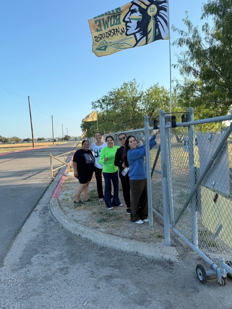 Rowe006's tweet photo. The Rowe PTO Spirit Project has officially begun! 💚💛

A huge thank-you to the amazing parents who showed up at 7:00 a.m. to help put up flags around our campus. Your support and Warrior spirit make a difference!
#WarriorPride #ProtectTheStandard https://t.co/niMCmJDYqR