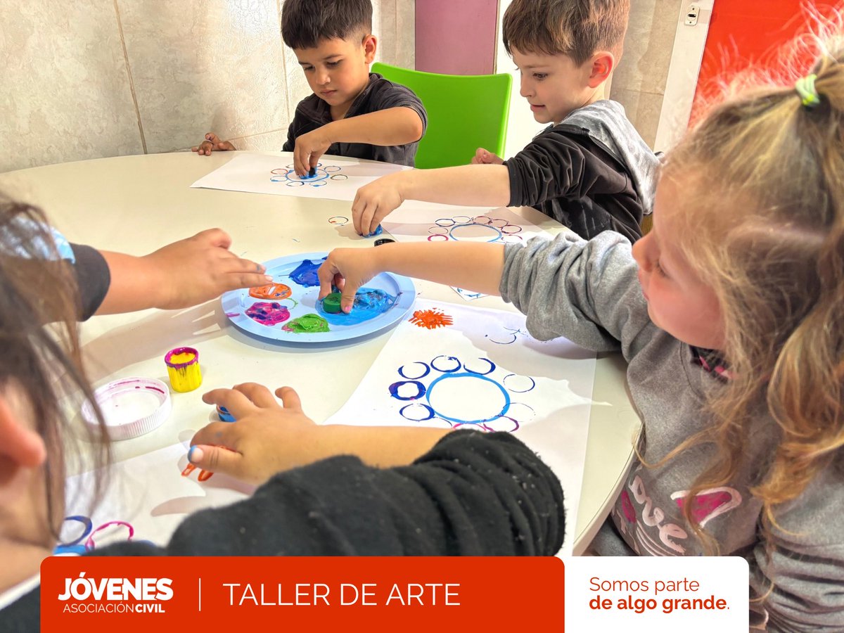 JovenesONG's tweet photo. // Somos parte de algo grande // 

En Sede Jóvenes estimulamos el desarrollo creativo de nuestros niños y niñas con actividades lúdicas y didácticas 🧡🤩 ¡Vos también podes ser parte! 🧡

#VamosJuntos #VamosJóvenes https://t.co/2xCCe4EIEG